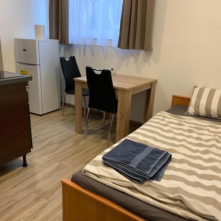 Beregi Apartman Tiszaújváros Exteriör bild