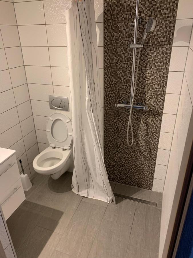 Beregi Apartman Tiszaújváros Exteriör bild